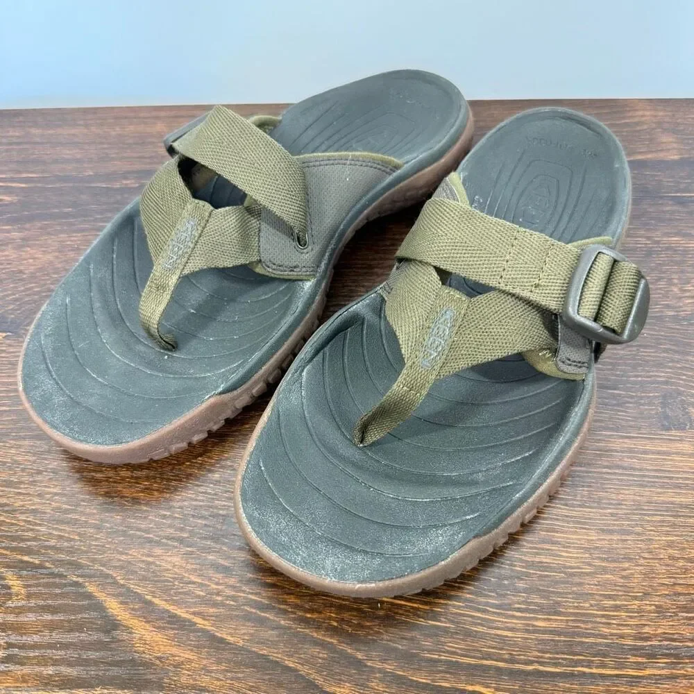 Keen Mens SOLR (Sand. Ocean. Lake. River) army green nylon strap sandal size 10